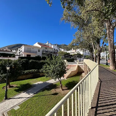 Tranquil Escape In Historic Benalmádena